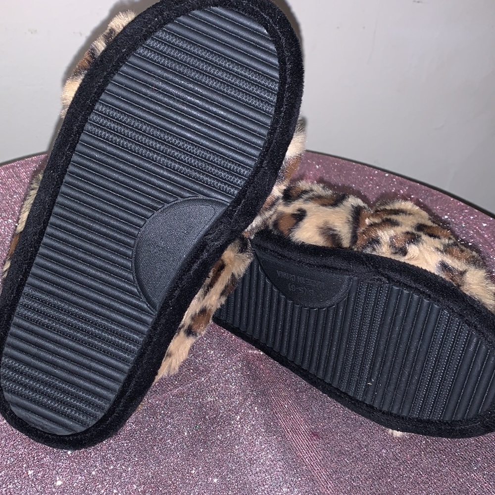 BP Leopard Print Faux Fur Slippers - Picture 4 of 6